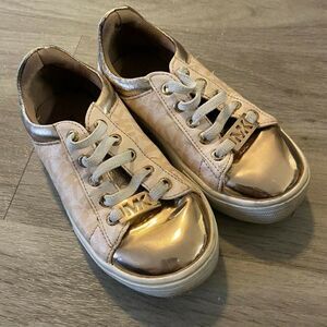 Michael Kors Girls Ivory Gold Round Toe Lace Up Casual Sneaker Shoes Size 9